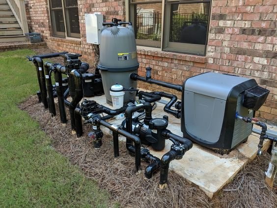 pool maintenance materials and craftsmanship in Leesburg